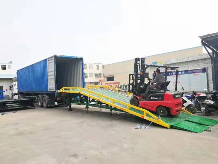 首页